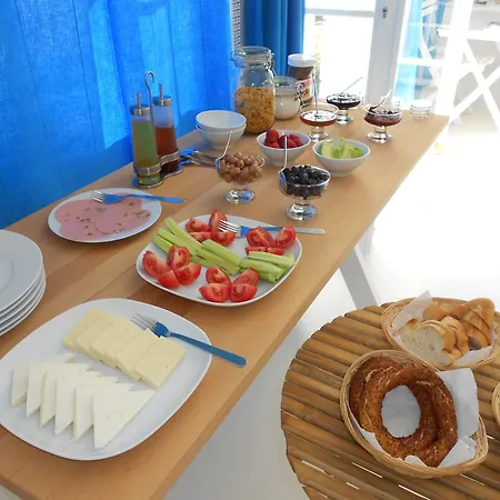 Manta Bed & Breakfast 3*